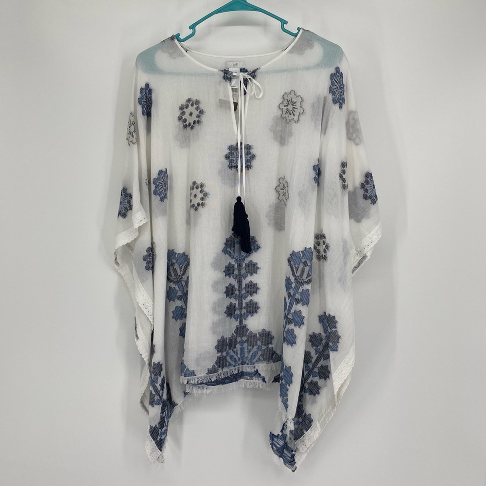 The NWT J. Jill Light & Airy Ocean Breeze Jacquard Bohemian PRINT SCARF PONCHO